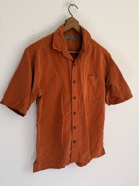 REi Rust brown hiking button up shirt S